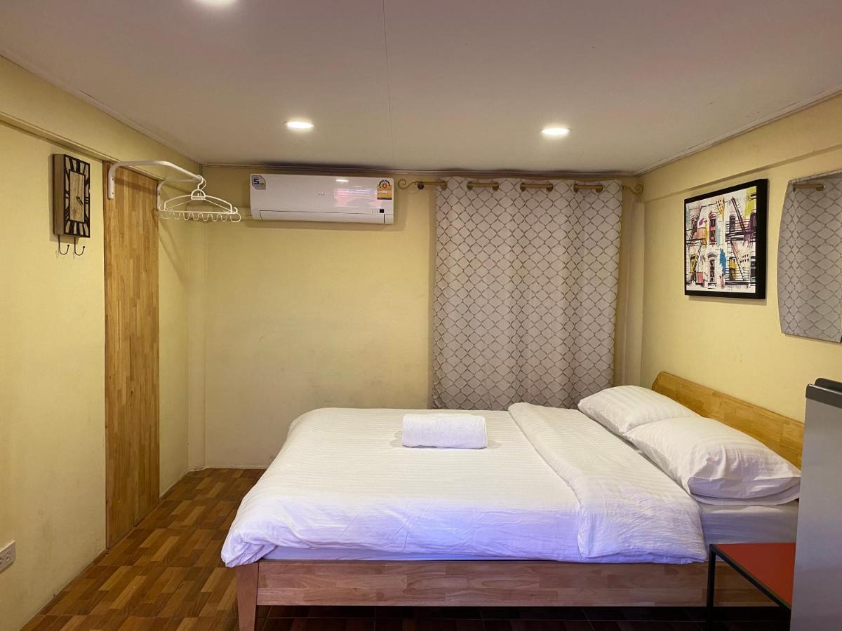 Bed In Beyt Boutique Hotel Nonthaburi Exteriör bild